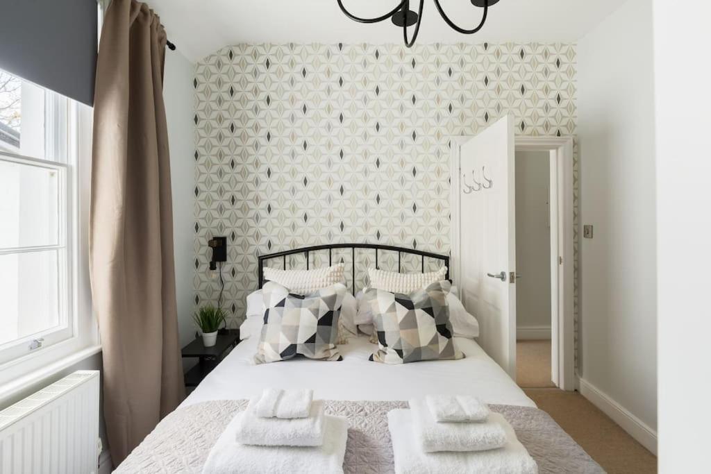 Fabulous Malvern Townhouse Great Malvern Eksteriør billede